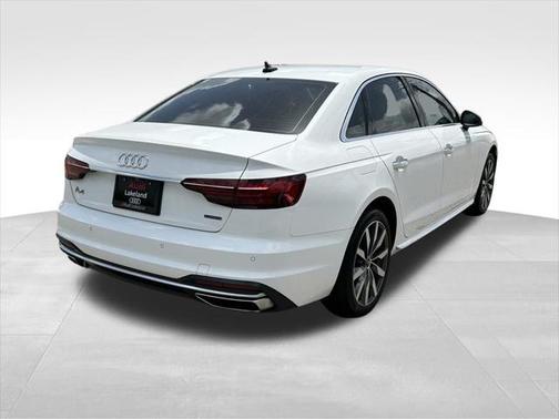 2022 Audi A4 40 Premium