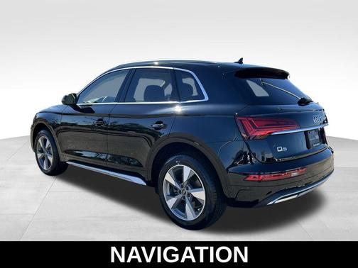 2023 Audi Q5 40 Premium