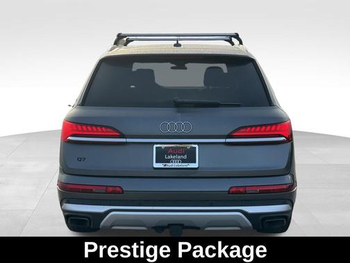 2025 Audi Q7 55 Prestige