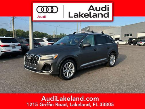 Samurai Gray Metallic 2025 Audi Q7 55 Prestige
