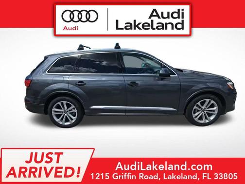 2025 Audi Q7 55 Prestige