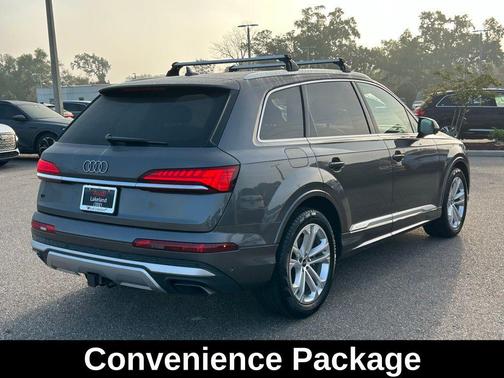 Samurai Gray Metallic 2025 Audi Q7 55 Prestige