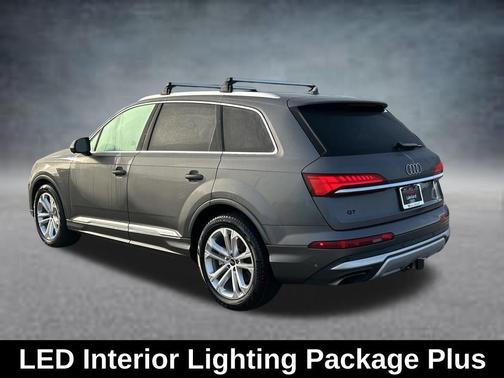 Samurai Gray Metallic 2025 Audi Q7 55 Prestige