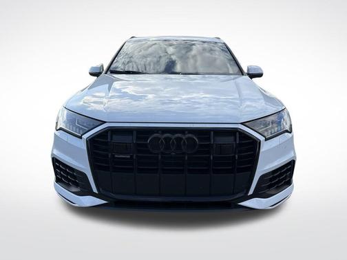 2021 Audi Q7 55 Premium Plus