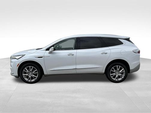 White Frost Tricoat 2023 Buick Enclave Essence FWD