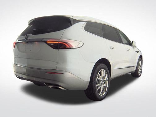 2023 Buick Enclave Essence FWD
