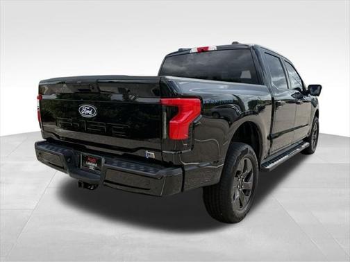 2024 Ford F-150 Lightning XLT