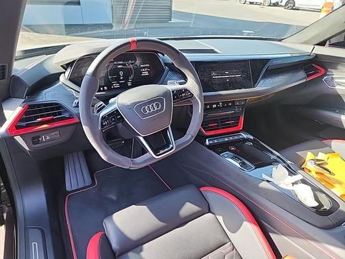2023 Audi RS e-tron GT quattro