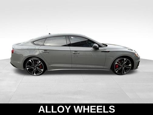 2022 Audi S5 Premium Plus TFSI quattro Tiptronic