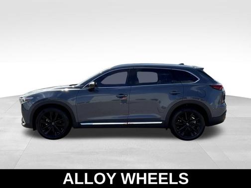 2023 Mazda CX-9 Carbon Edition