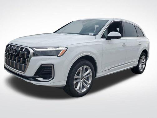 2025 Audi Q7 45 Premium