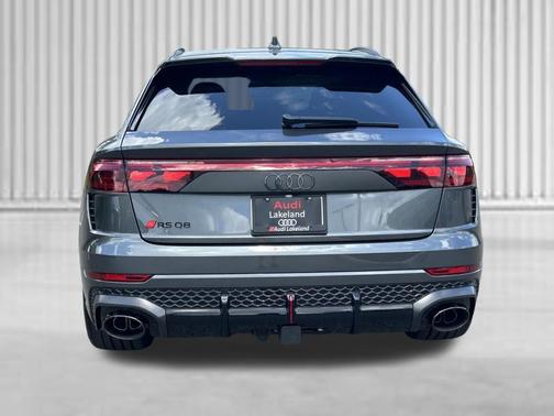 Daytona Gray Pearl Effect 2026 Audi RS Q8 4.0T