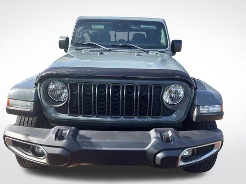 Anvil Clear Coat 2024 Jeep Gladiator Sport S