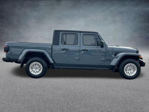 Anvil Clear Coat 2024 Jeep Gladiator Sport S