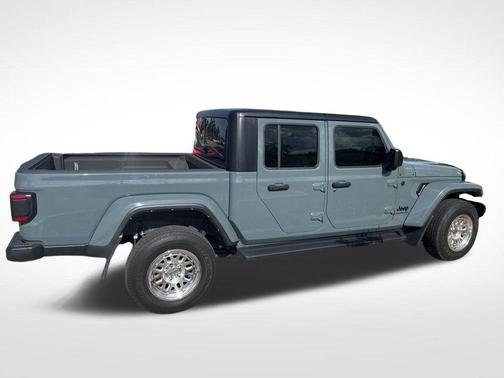 Anvil Clear Coat 2024 Jeep Gladiator Sport S