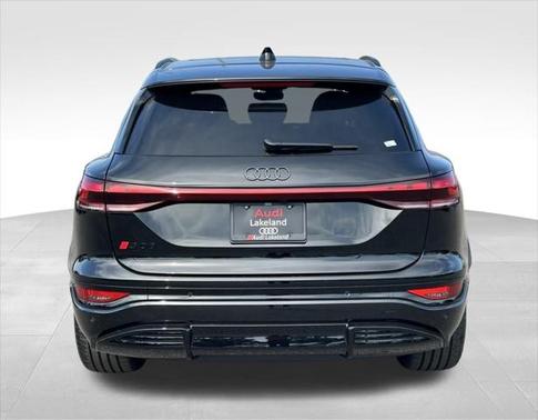 2025 Audi SQ6 e-tron Premium Plus quattro