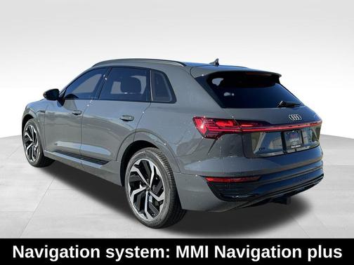 2024 Audi Q8 e-tron Premium Plus