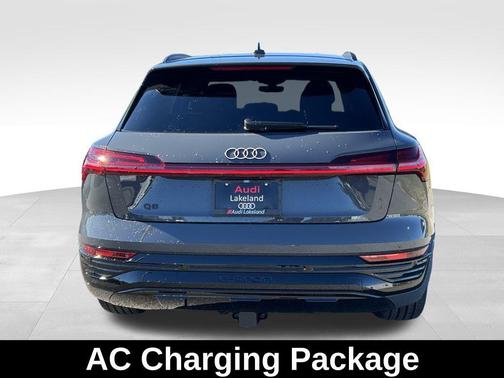 2024 Audi Q8 e-tron Premium Plus