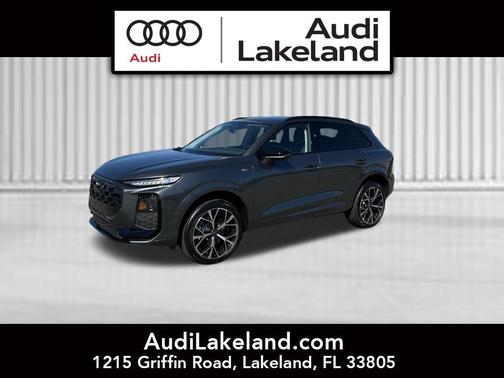 Daytona Gray Pearl Effect 2026 Audi Q3 TFSI quattro S tronic