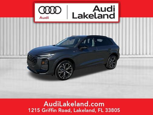 Daytona Gray Pearl Effect 2026 Audi Q3 TFSI quattro S tronic