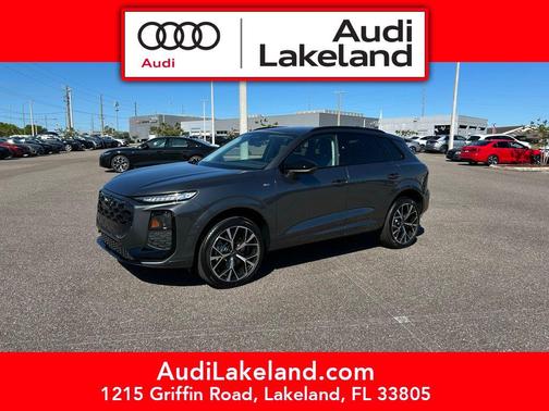 Daytona Gray Pearl Effect 2026 Audi Q3 TFSI quattro S tronic