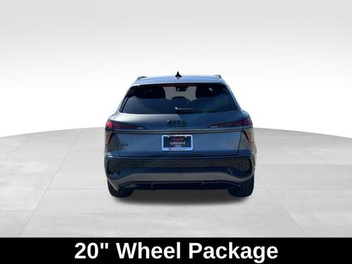Daytona Gray Pearl Effect 2026 Audi Q3 TFSI quattro S tronic