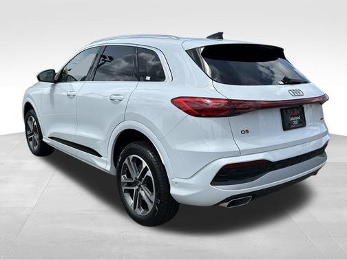 2025 Audi Q5 Premium Plus