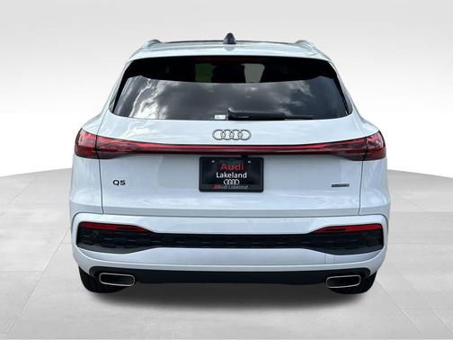 2025 Audi Q5 Premium Plus