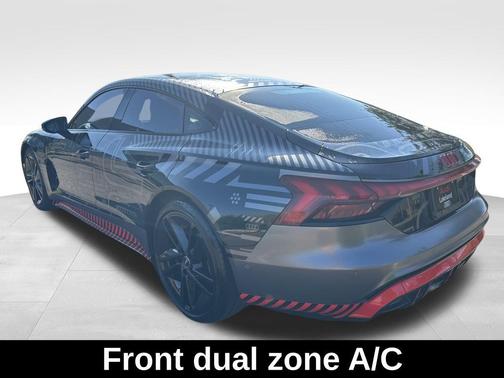 2023 Audi RS e-tron GT quattro