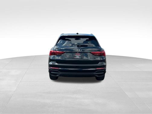 2023 Audi Q3 Premium 45 TFSI S line quattro Tiptronic