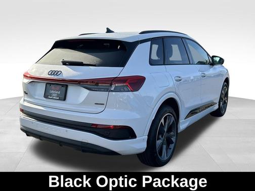 Glacier White Metallic 2023 Audi Q4 e-tron Prestige 50 quattro