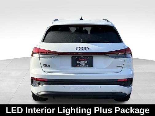 Glacier White Metallic 2023 Audi Q4 e-tron Prestige 50 quattro