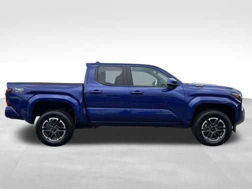 2025 Toyota Tacoma Hybrid TRD Sport