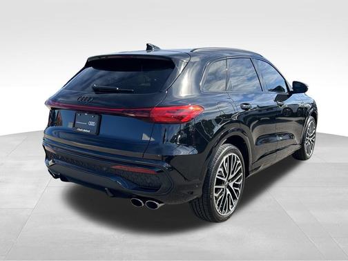 2025 Audi SQ5 3.0T Premium Plus