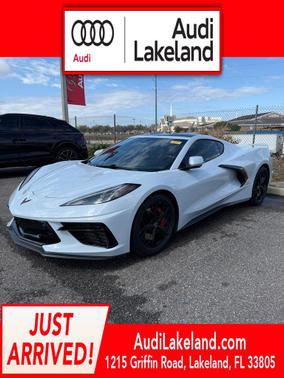 2020 Chevrolet Corvette Stingray w/3LT