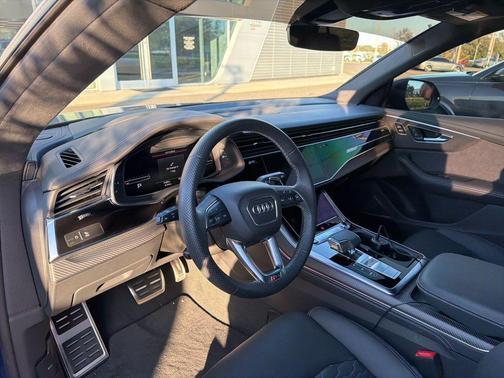 2025 Audi RS Q8 4.0T