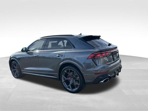 2025 Audi RS Q8 4.0T