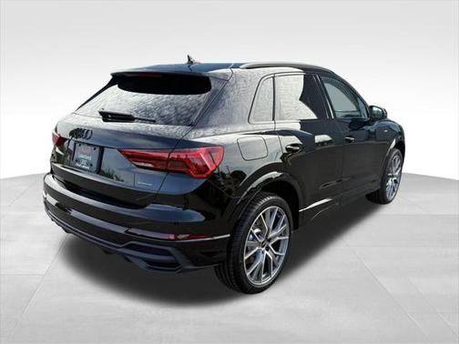 2025 Audi Q3 45 S line Premium Plus