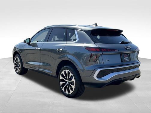 2026 Audi Q3 S line