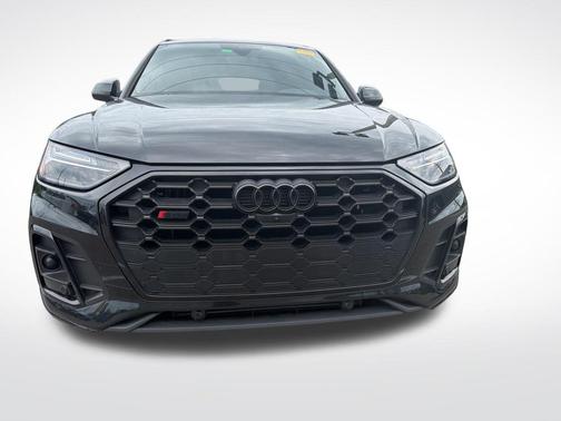 Mythos Black Metallic 2024 Audi SQ5 3.0T Premium Plus