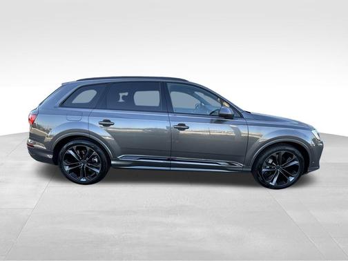 2026 Audi Q7 55 Prestige