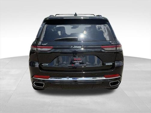 2022 Jeep Grand Cherokee Overland