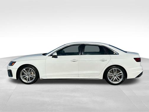 2023 Audi A4 45 S line Premium Plus