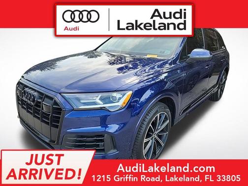 2022 Audi Q7 55 Premium Plus