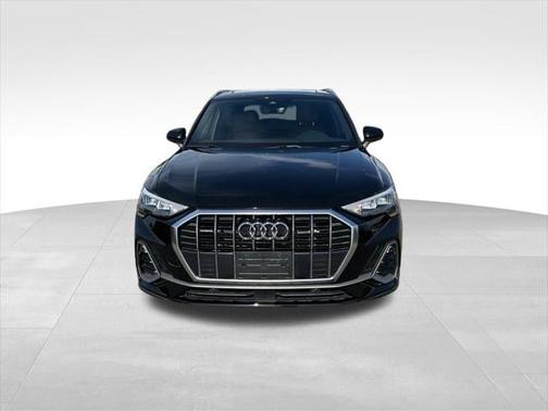 2022 Audi Q3 45 S line Premium