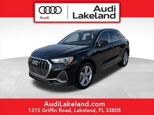 2022 Audi Q3 45 S line Premium