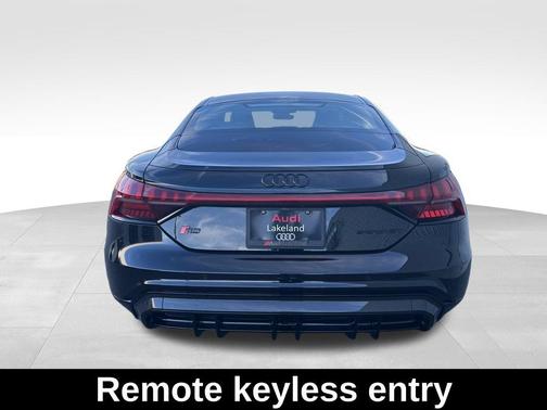 2023 Audi RS e-tron GT quattro