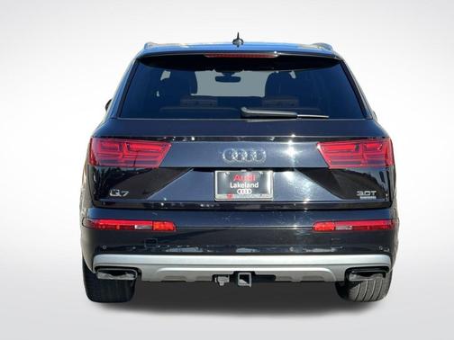 Black Metallic 2018 Audi Q7 3.0T Prestige