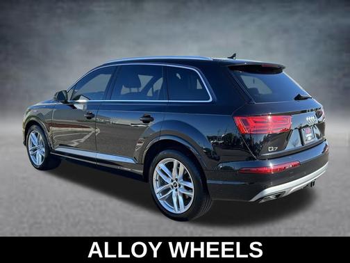 Black Metallic 2018 Audi Q7 3.0T Prestige