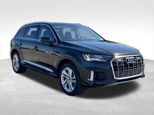 2024 Audi Q7 55 Premium Plus